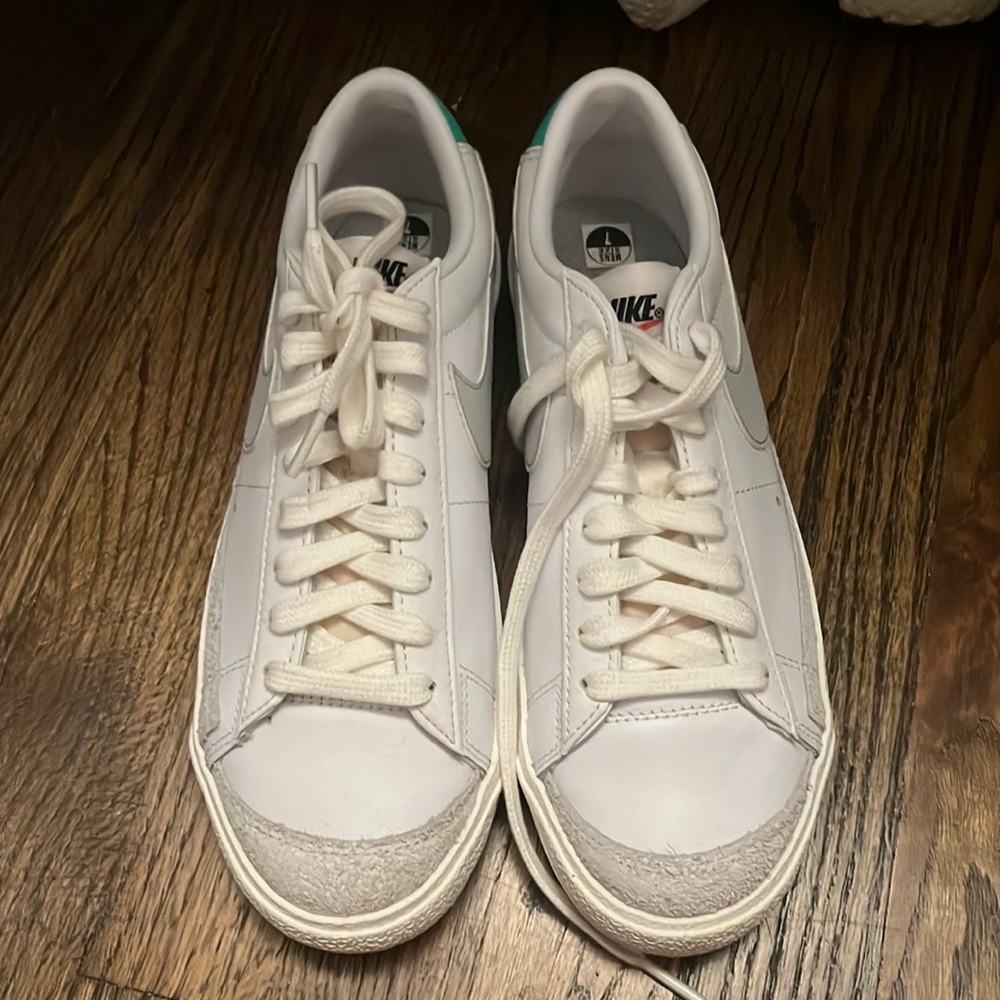 Nike Blazers Men’s 7